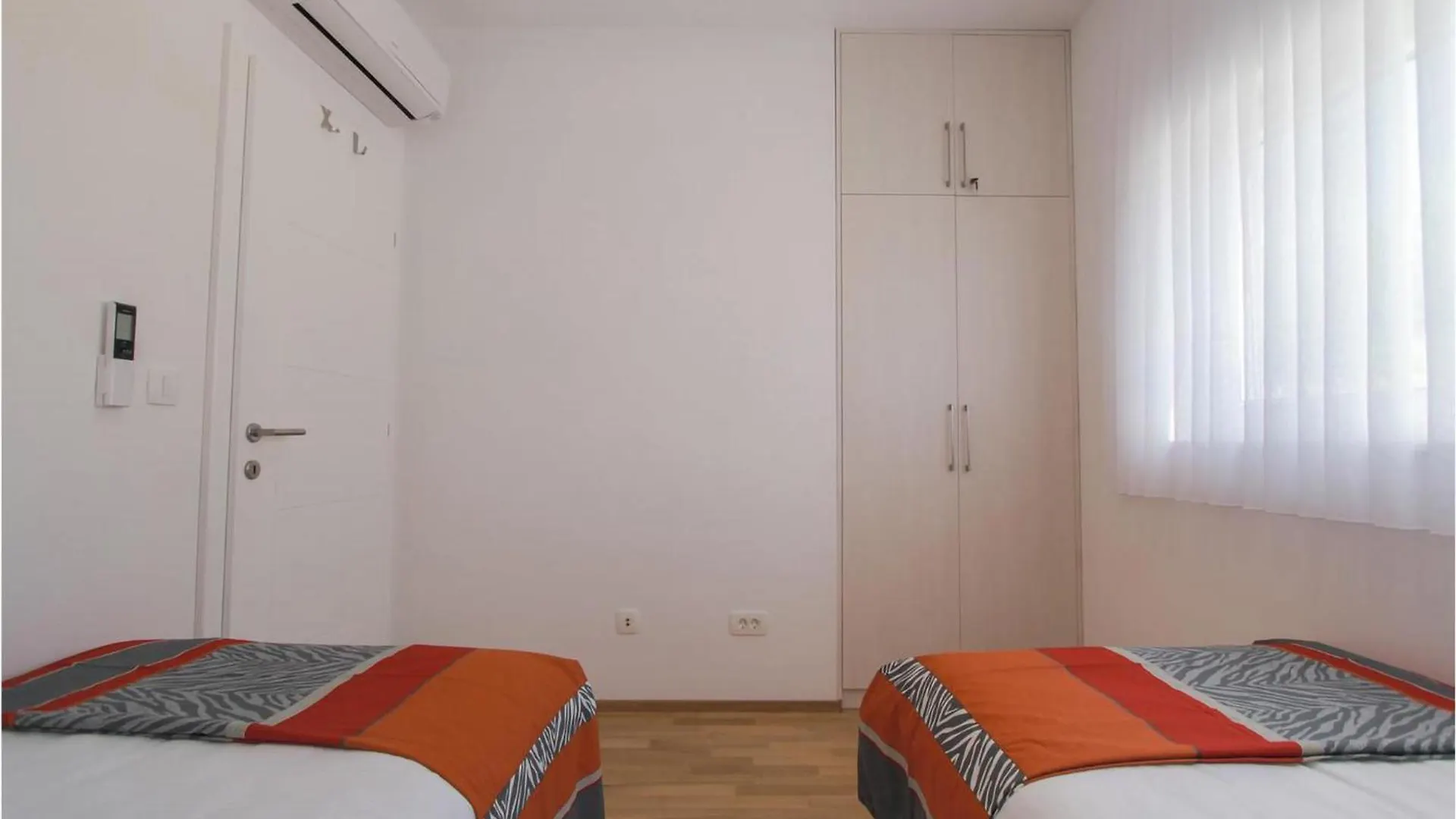 2 Bedroom Beautiful Apartment In Okrug Gornji Trogir