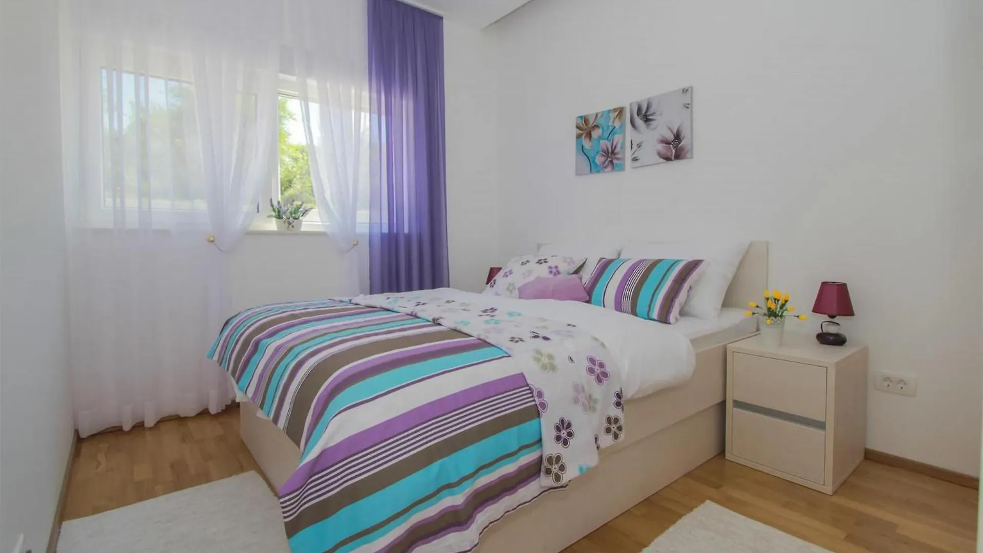 2 Bedroom Beautiful Apartment In Okrug Gornji Trogir