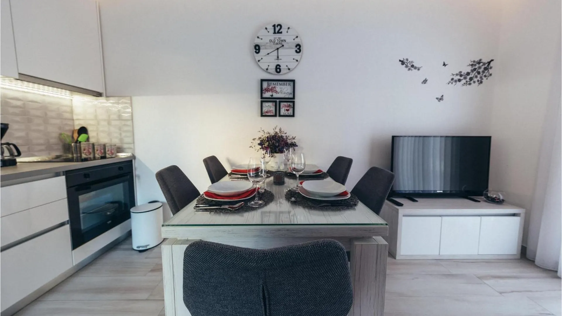 2 Bedroom Beautiful Apartment In Okrug Gornji Trogir 0*,  Croatia